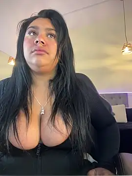 Snapshot of _Dulcinea_1 chatting on 05-07-26, 03:45 Dulcinea 1 online show from 05-07-26, 03:45