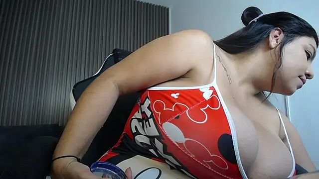 dania miller  online show from 12-19-24, 12:12