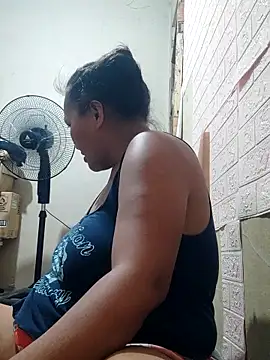 Sweetchuby1995 online show from 04-23-26, 02:52