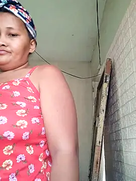 Sweetchuby1995 online show from 04-24-26, 06:49