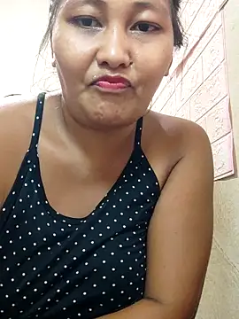 Sweetchuby1995 online show from 04-28-26, 12:21