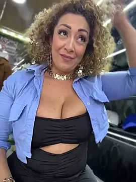 Katti Barrera online show from 07-17-26, 07:52