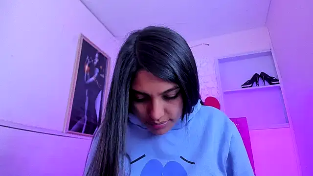 SarahStones online show from 10-09-25, 06:44