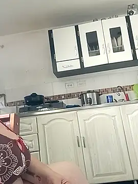 Madisonpalacio online show from 02-24-25, 02:37