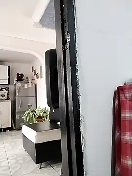 Madisonpalacio online show from 10-09-25, 05:44