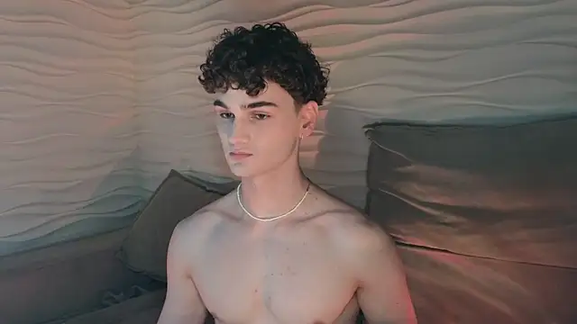 adam 21cm   online show from 12-15-24, 04:15