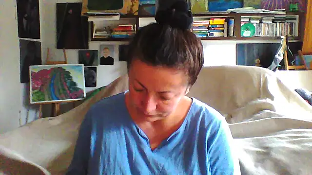 MariaAnaSunshine online show from 10-24-25, 08:00