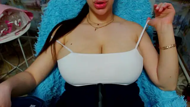 lovelyseu online show from 11-24-25, 06:13