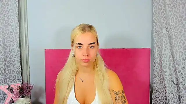 KristyHoney online show from 10-10-25, 05:17