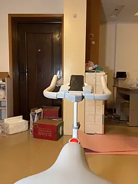 Tastemystrawberry online show from 09-19-25, 04:18