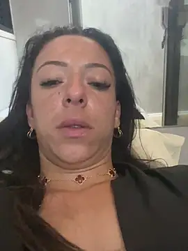 leelecarolinna online show from 05-03-26, 05:24