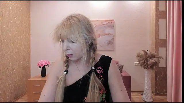 Anna Diax online show from 04-02-26, 11:41