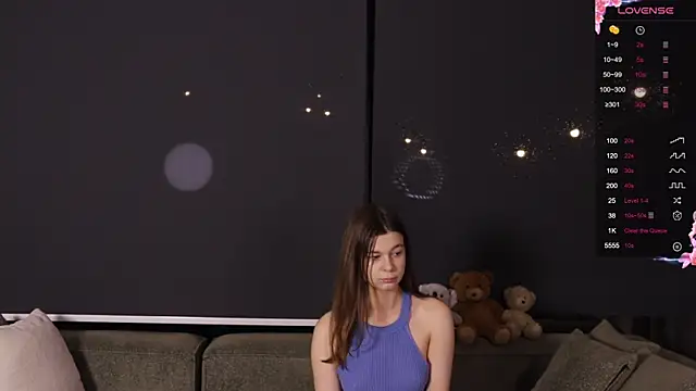 AnnaSiren online show from 12-18-24, 02:53