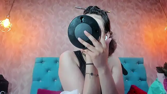 AnnieSoul online show from 10-23-25, 06:28