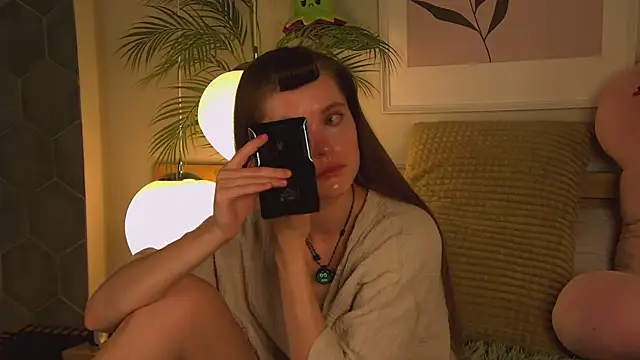 AshleyDouglas online show from 02-28-25, 04:10