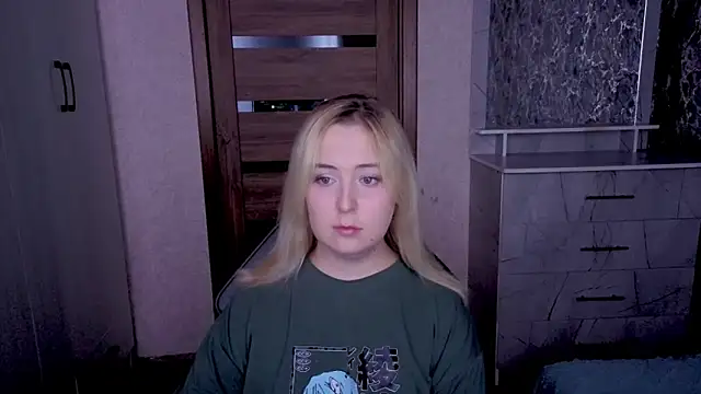 Kristy-Max online show from 05-19-26, 02:18