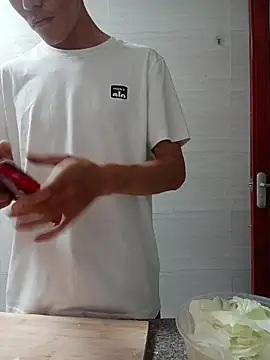 CM100412 online show from 07-18-26, 06:17