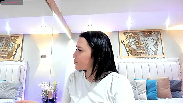  EmilyJireh  online show from 03-17-26, 07:28