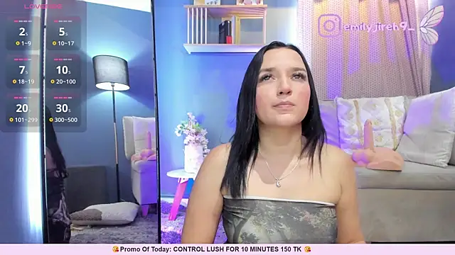 Snapshot of _EmilyJireh_ chatting on 07-01-26, 07:46 EmilyJireh online show from 07-01-26, 07:46