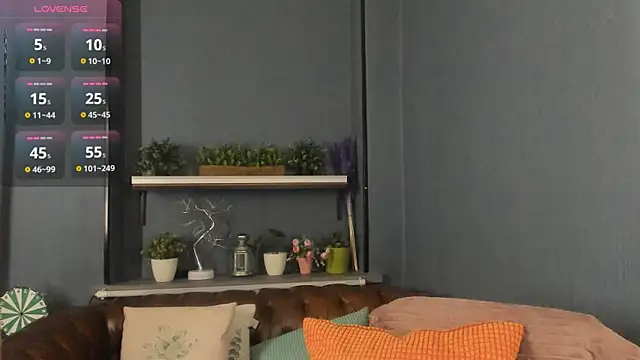 JesiaFoxi online show from 11-06-25, 01:23