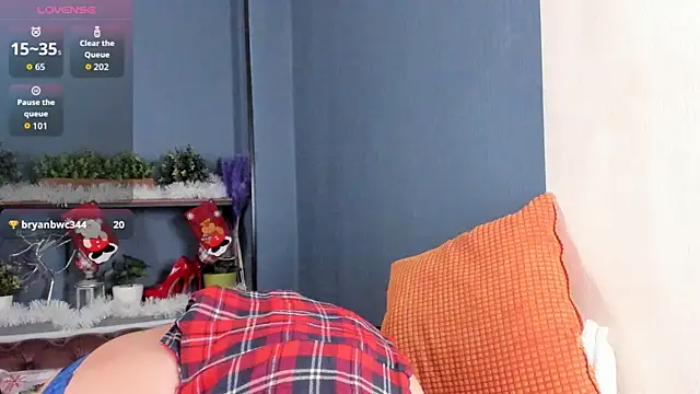 JesiaFoxi online show from 01-12-26, 12:21