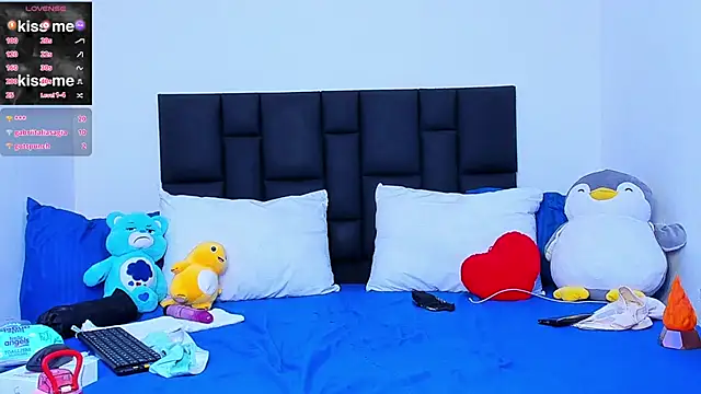 Snapshot of Tonny_twink_ chatting on 03-05-25, 09:49 Tonny twink  online show from 03-05-25, 09:49