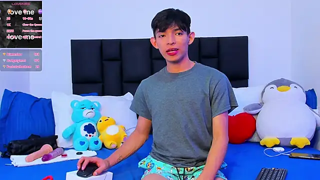 Snapshot of Tonny_twink_ chatting on 03-12-25, 02:34 Tonny twink  online show from 03-12-25, 02:34