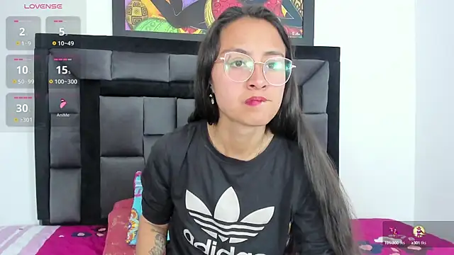 tatiana valencia online show from 03-10-25, 03:41