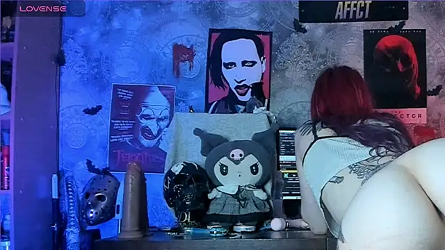 KuromiRacer  online show from 09-08-25, 06:40