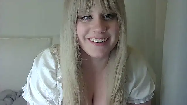 Snapshot of miramore chatting on 02-21-25, 11:32 miramore online show from 02-21-25, 11:32