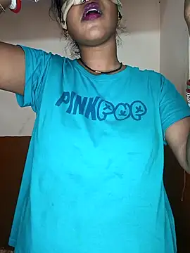 juhi06 online show from 04-22-26, 02:40