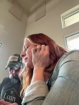 Peaches N Kreme online show from 03-16-25, 10:42