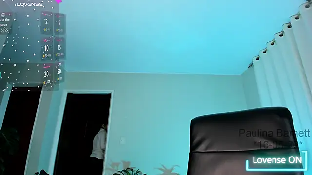 Snapshot of paulinabarnett- chatting on 05-17-26, 04:21 paulinabarnett- online show from 05-17-26, 04:21