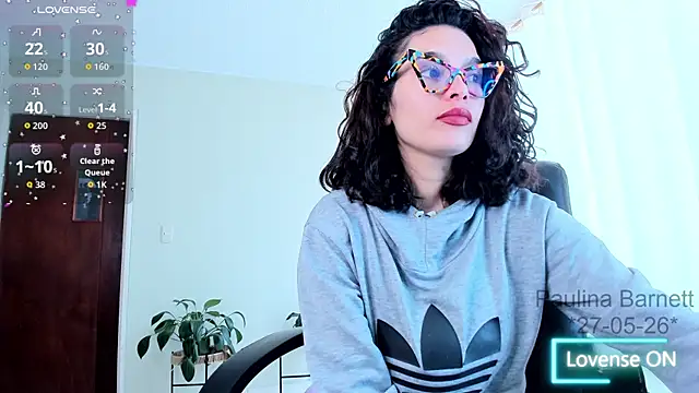 Snapshot of paulinabarnett- chatting on 05-27-26, 03:20 paulinabarnett- online show from 05-27-26, 03:20