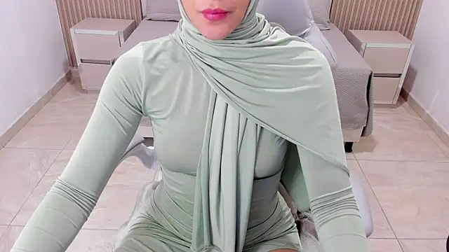 Hanaa latif online show from 02-20-25, 02:57