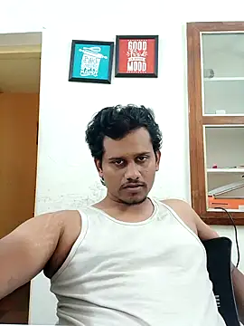 Snapshot of Long_Laster chatting on 01-06-25, 10:35 Long Laster online show from 01-06-25, 10:35