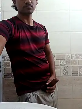 Snapshot of Long_Laster chatting on 01-21-25, 04:32 Long Laster online show from 01-21-25, 04:32