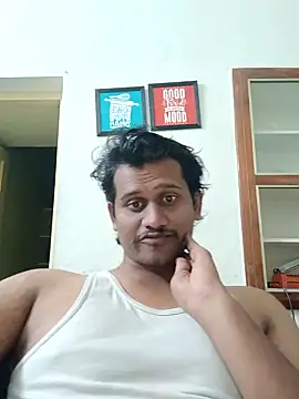 Snapshot of Long_Laster chatting on 01-22-25, 01:32 Long Laster online show from 01-22-25, 01:32