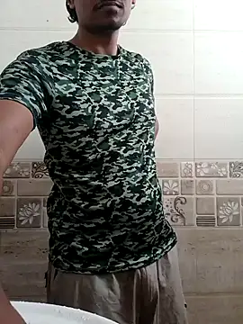 Snapshot of Long_Laster chatting on 01-24-25, 03:32 Long Laster online show from 01-24-25, 03:32