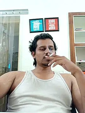 Snapshot of Long_Laster chatting on 03-04-25, 12:22 Long Laster online show from 03-04-25, 12:22