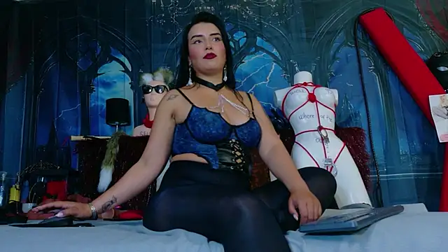 MeliizaQueen online show from 04-11-26, 05:28