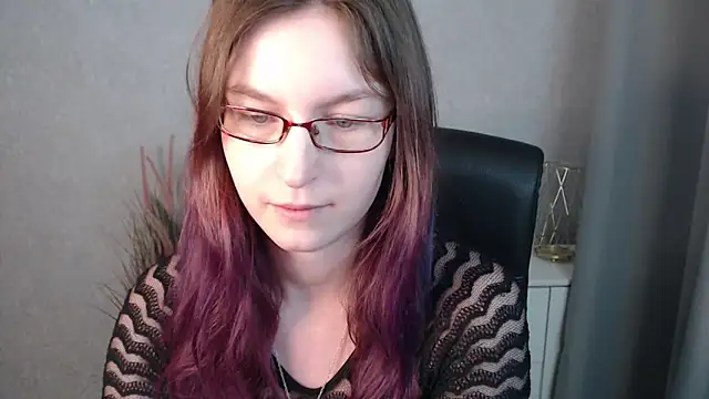 emmaxDelight online show from 01-15-25, 09:35