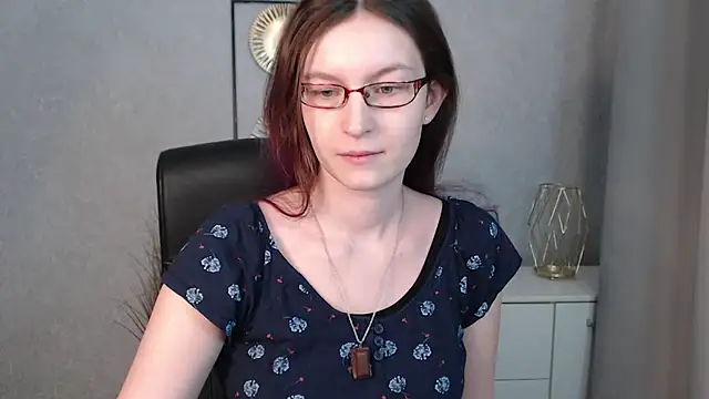 emmaxDelight online show from 01-20-25, 06:42