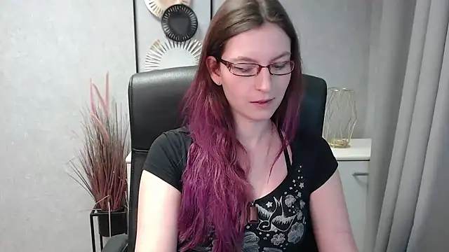 emmaxDelight online show from 01-26-25, 07:42