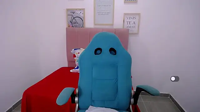 victoria love89 online show from 02-22-25, 01:55