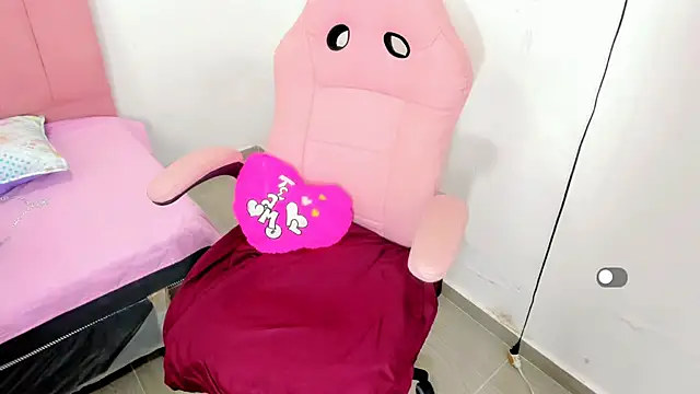 victoria love89 online show from 09-27-25, 02:38