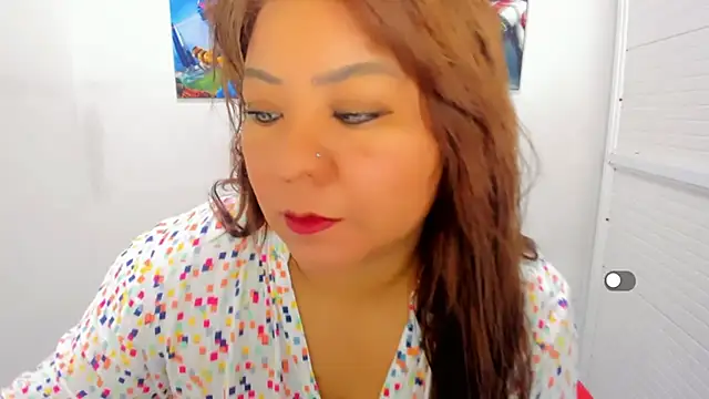 Snapshot of victoria_love89 chatting on 05-08-26, 02:28 victoria love89 online show from 05-08-26, 02:28