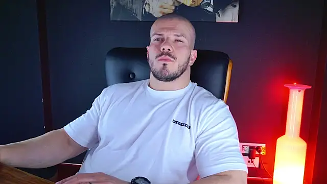 Snapshot of AngeloEric chatting on 01-07-25, 01:35 AngeloEric online show from 01-07-25, 01:35