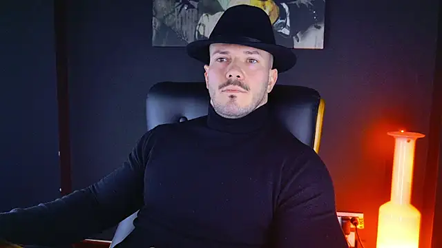 Snapshot of AngeloEric chatting on 01-13-25, 08:15 AngeloEric online show from 01-13-25, 08:15