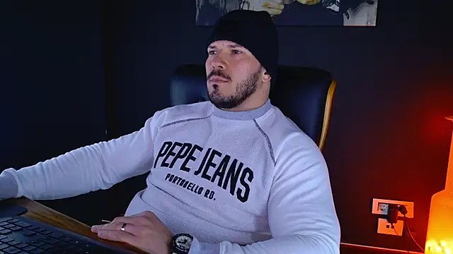 Snapshot of AngeloEric chatting on 01-31-25, 11:24 AngeloEric online show from 01-31-25, 11:24